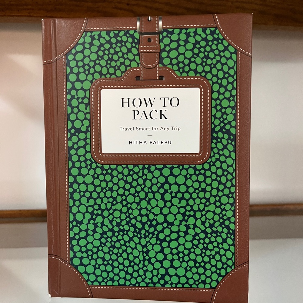 Green and Brown 'How to Pack' Book